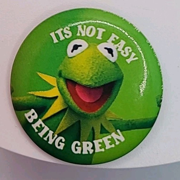 It's Not Easy Being Green Vintage Made In USA & I ♡ Love Kermit 1.25" Pins - Picture 2 of 10
